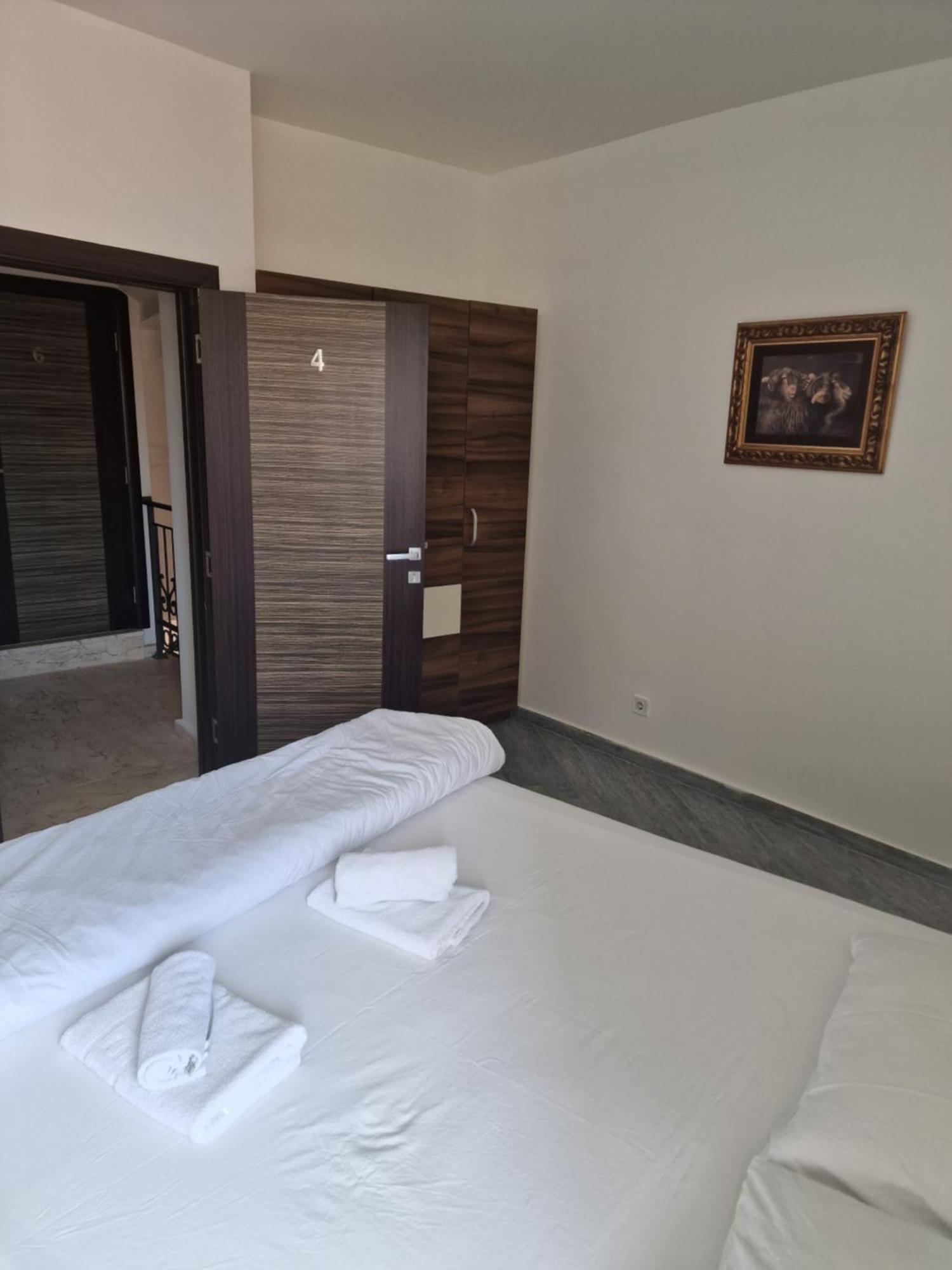 Rooms Dana Old Town Budua Esterno foto